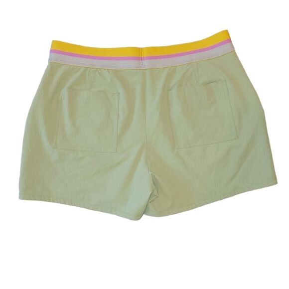 NWOT Orvis Sage Green Athletic Casual Outdoor Shorts Elastic Waist M - Picture 5 of 14
